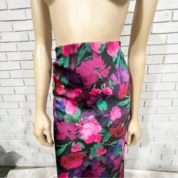J.Crew‎ Women's Gwyneth slip skirt in watercolor floral - Size Large - Picture 2 of 6